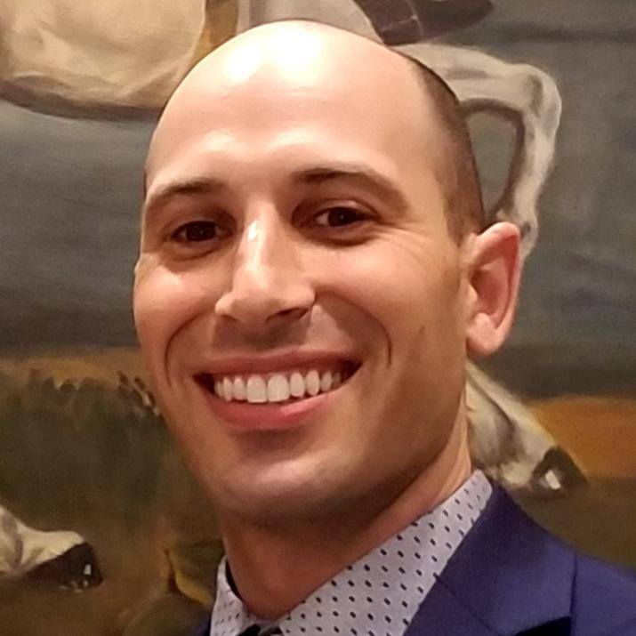 Headshot of Nicholas Gross